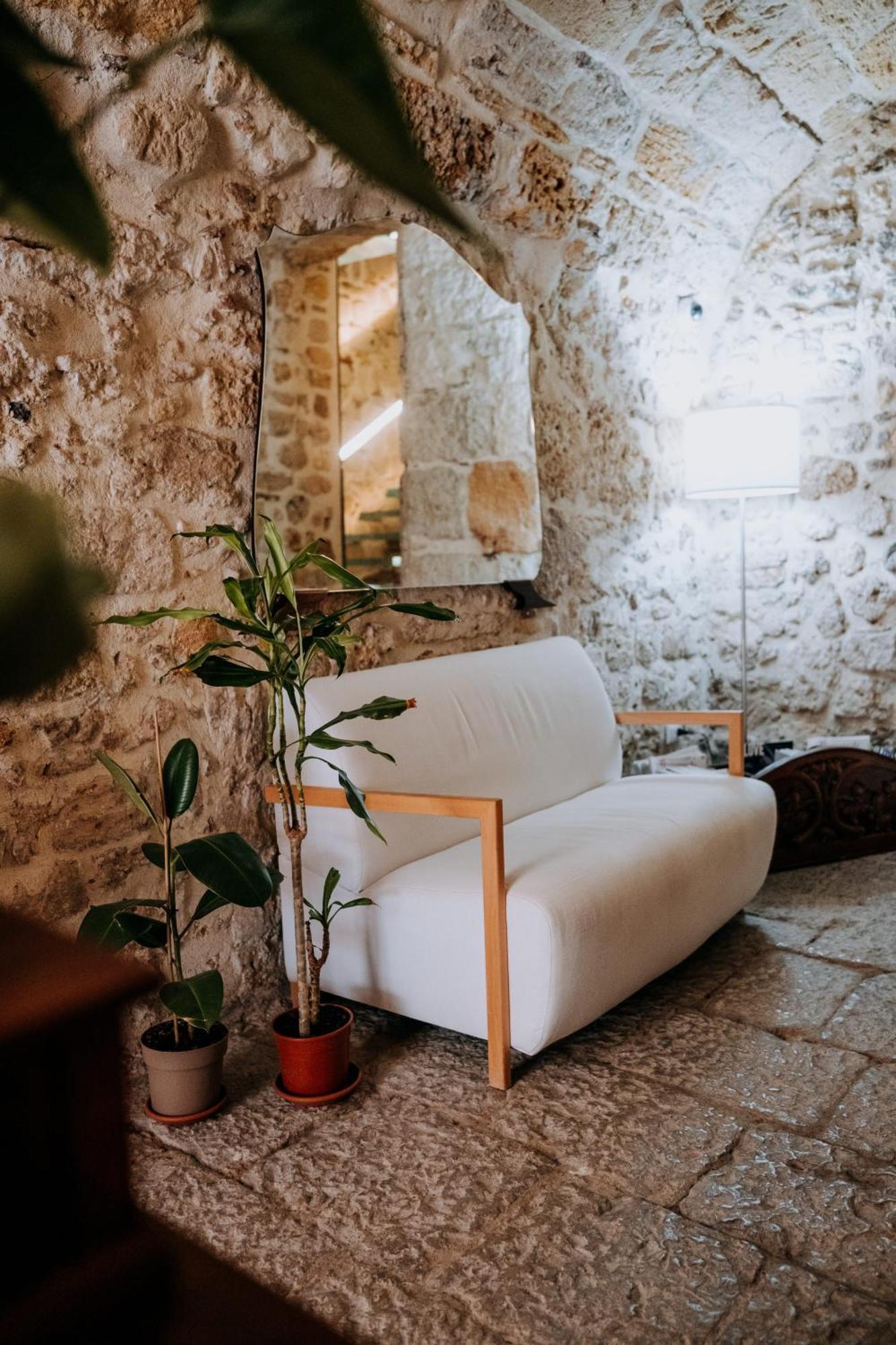 Ambrosia-Timeless Hosting Hotel Palermo Exterior photo