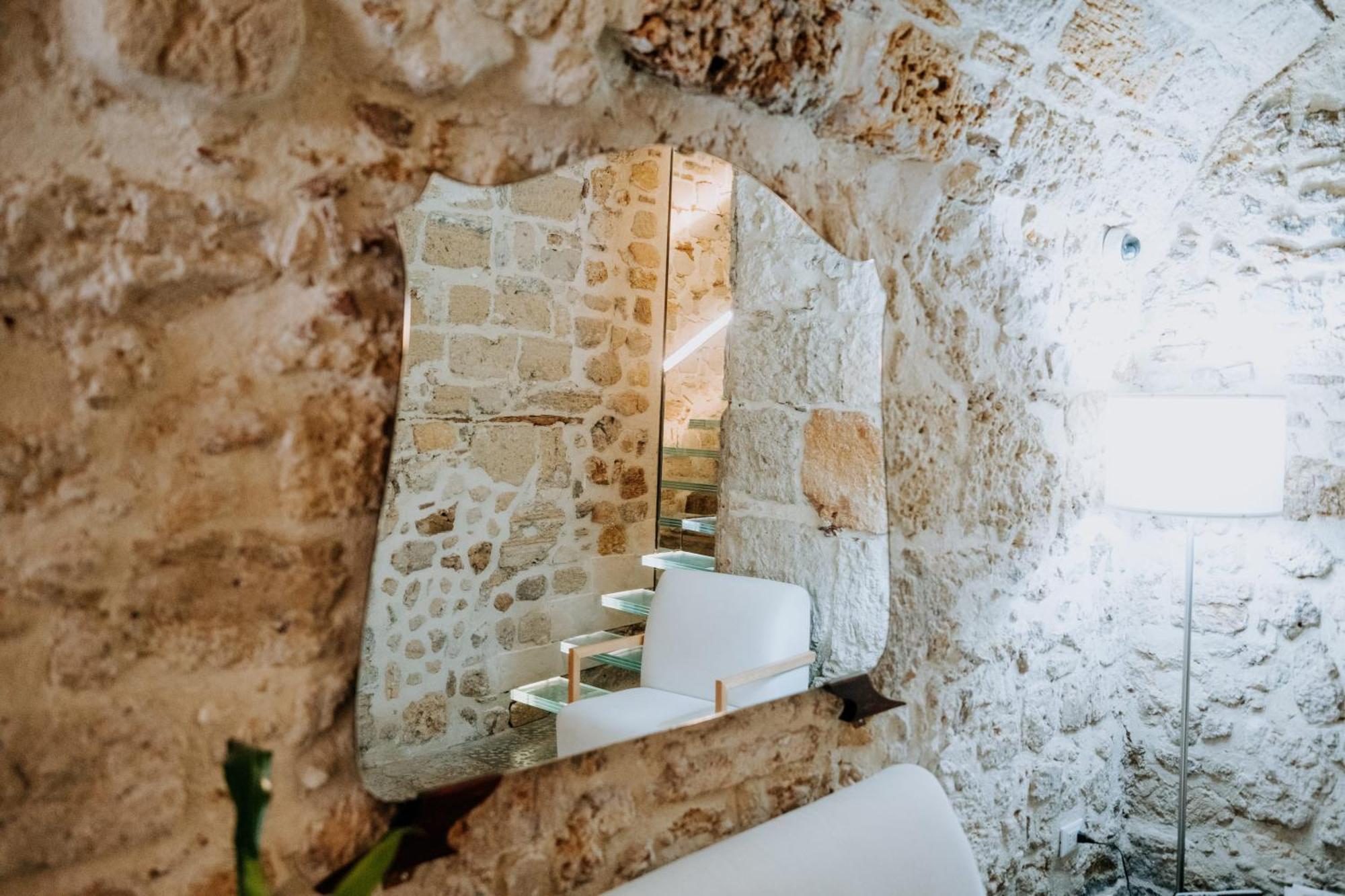 Ambrosia-Timeless Hosting Hotel Palermo Exterior photo