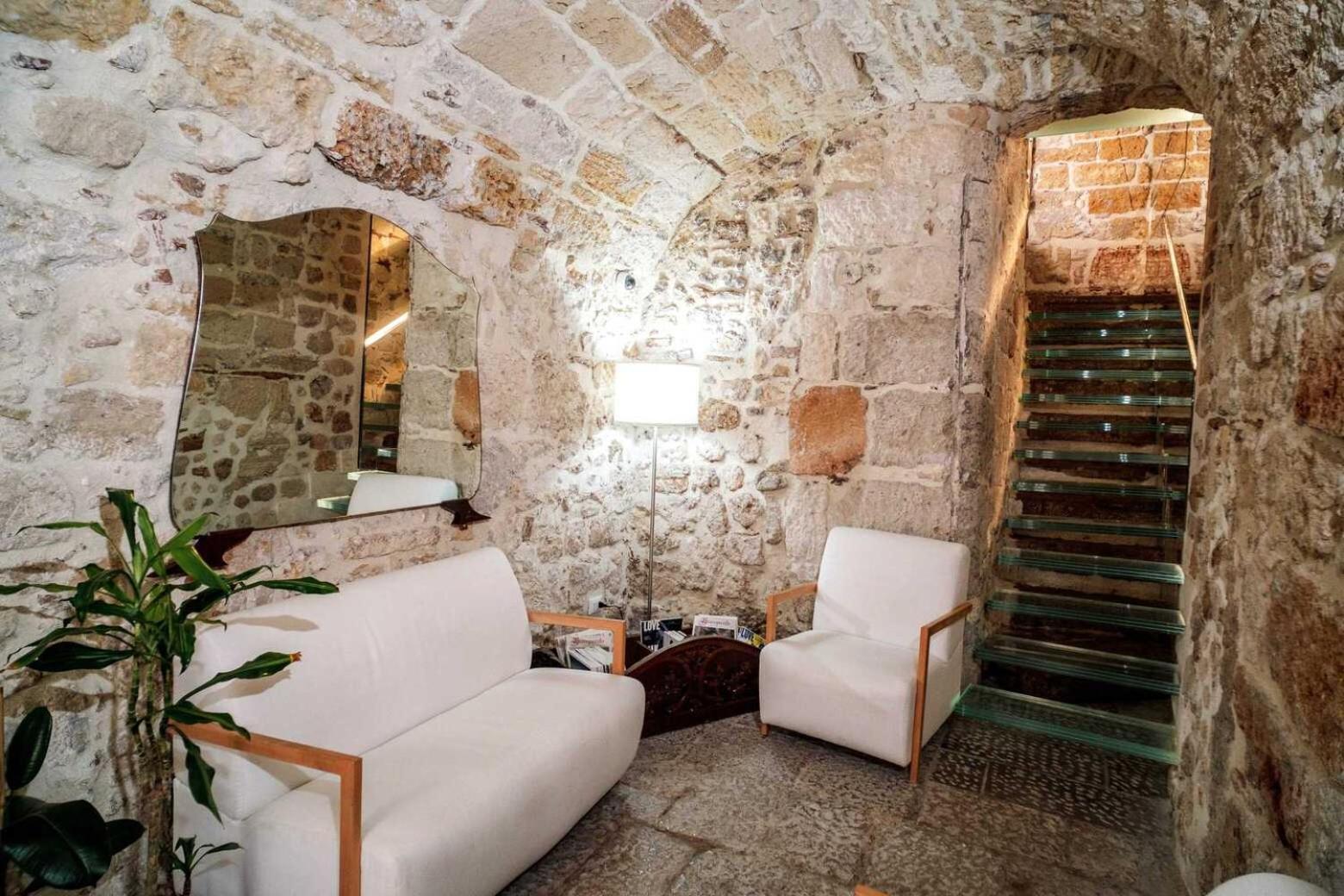 Ambrosia-Timeless Hosting Hotel Palermo Exterior photo