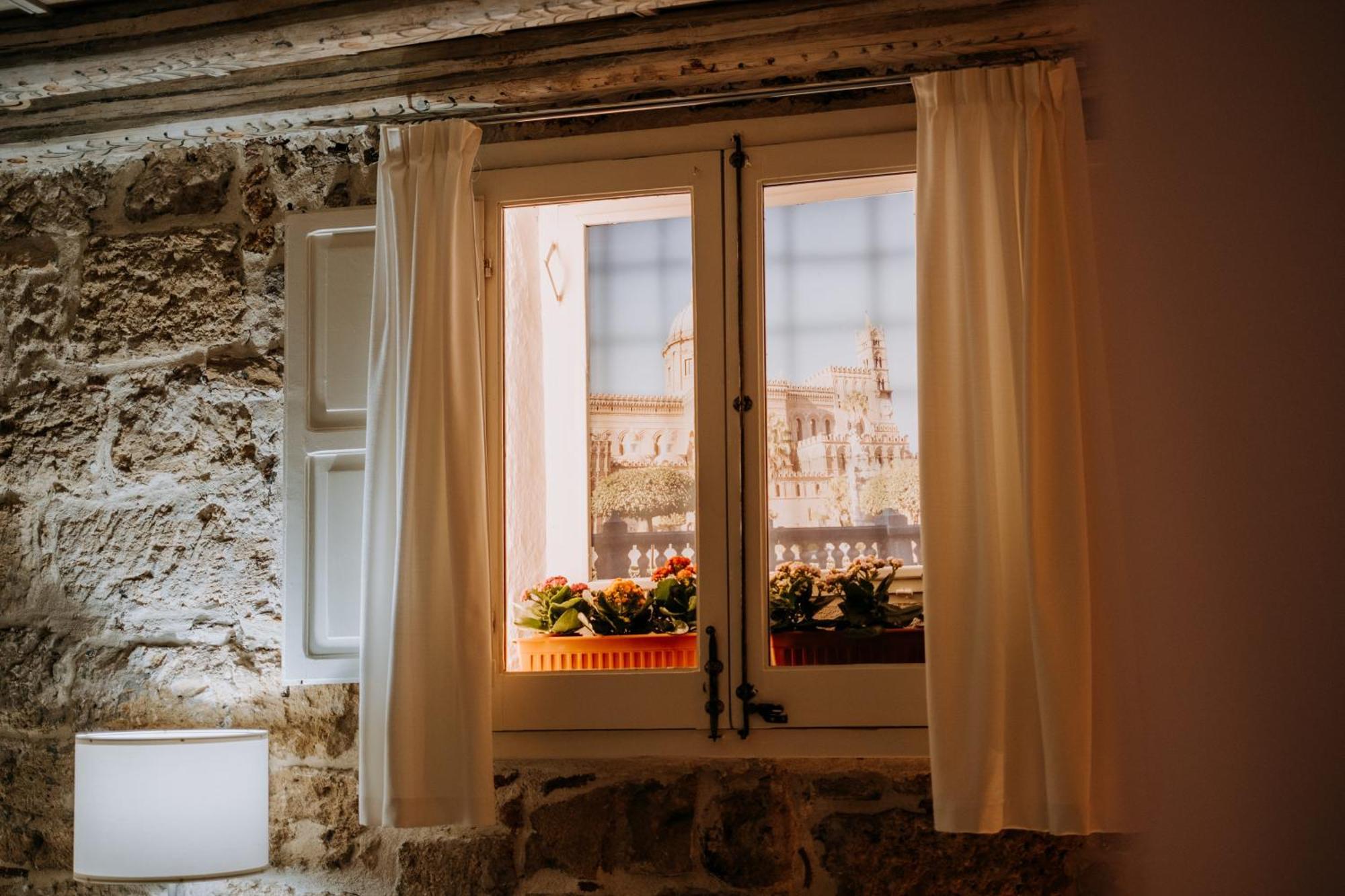 Ambrosia-Timeless Hosting Hotel Palermo Exterior photo